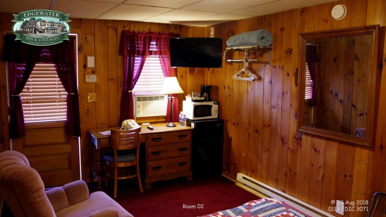 Edgewater Inn & Cottages Eagle River Bilik gambar